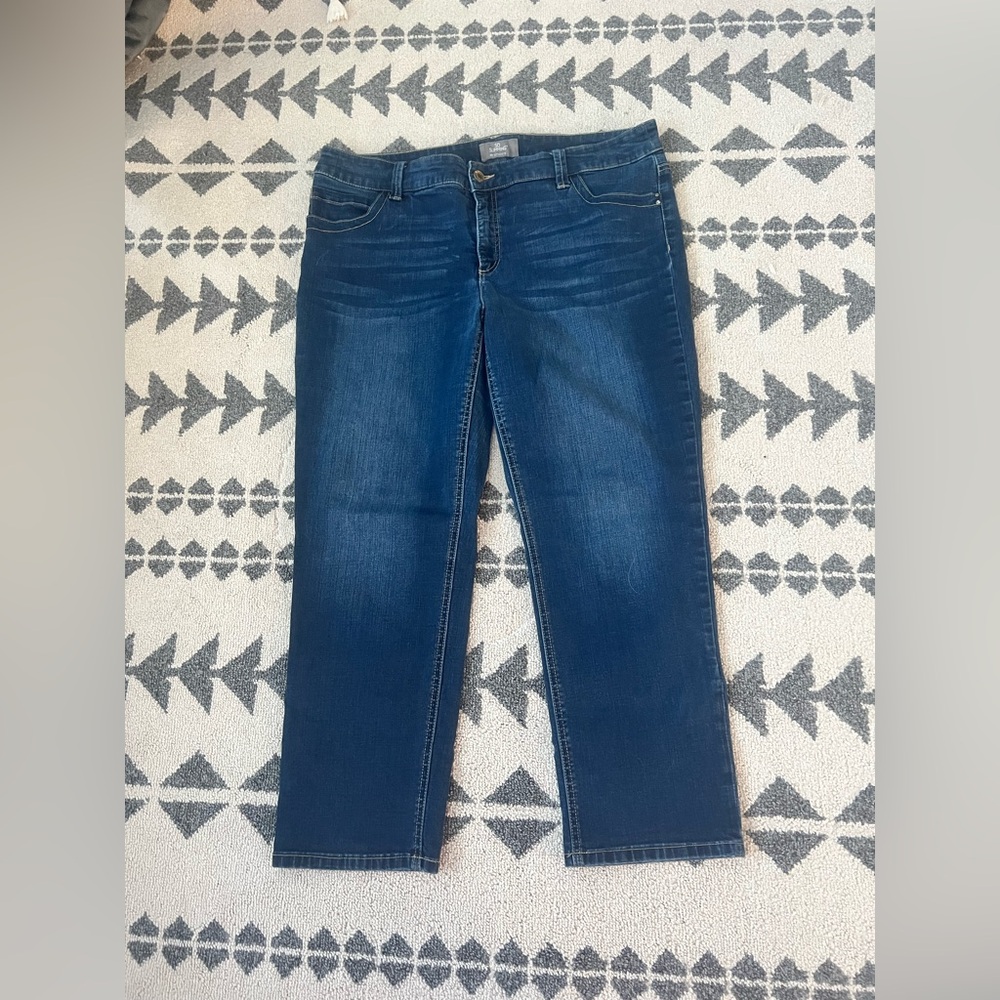 Chicos So Slimming jeans..2.5